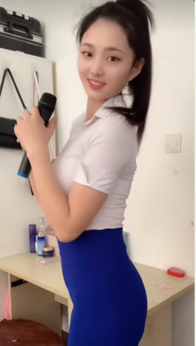 蛇口子茜：返食良心推荐，8分颜值，9分身材小美女，不错服务